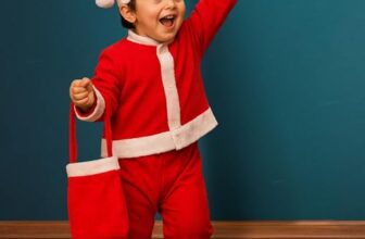 GRAPHENE Santa Claus Dress For Kids Costume Christmas Outfit With Jacket Lower Cap Pouch Red & White Santa Christmas Party Fancy Dress For Boys And Girls Playgroup Pack Of 1 (Size -2,1-2 Years)