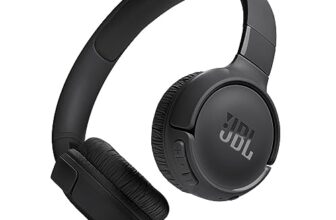 JBL Tune 520BT Wireless On Ear Headphones with Mic, Upto 57H Battery, Speed Charge : 5 Min Charge Gives Up to 3H of Playback, Multipoint Connect, Customizable Bass with Headphones App, BT 5.3 (Black)