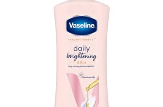Vaseline Daily Brightening Body Lotion For Healthy & Glowing Skin with Niacinamide 400ml