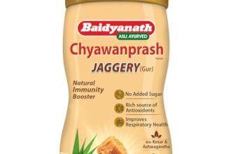 Baidyanath Jaggery Gur Chyawanprash – 900gm | Ayurvedic Chyawanprash with Amla & Giloy | Natural Gur Sweetened | Daily Energy, Strength & Immunity Support