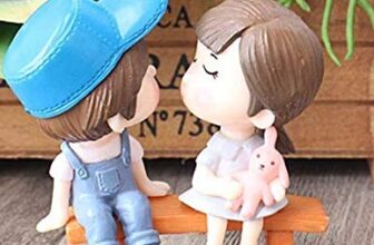 Chocozone Kissing Couple on Bench Resin Showpiece Couple Miniatures Valentine Gifts for Girlfriend Boyfriend Wife Husband Valentines Gift for Her Him Valentine Day Gifts, 5 x 4 cm