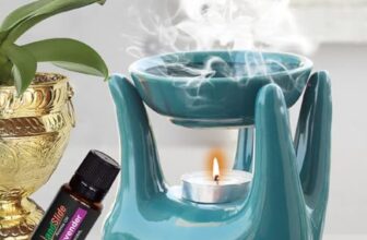 Pure Source India Ceramic Hand Type Oil Burner Diffuser for Home, Office, with 1 Tea Light Candle, Made by Porcelain (Green)