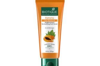 Biotique Papaya Tan Removal Brightening & Revitalizing Face Scrub | Gentle Exfoliation | Smooth and Clear Complexation | 100% Botanical Extracts| Suitable for All Skin Types | 100g