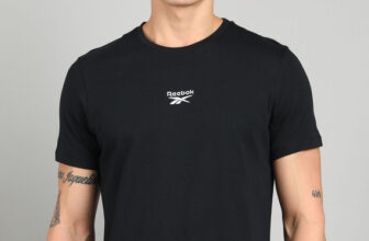 REEBOK Solid Men Round Neck Black T-Shirt