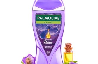 Palmolive Aroma Absolute Relax Body Wash, 250ml Shower Gel Single Bottle, 100% Natural Ylang Ylang Essential Oil & Iris Extracts for a Smooth Skin, pH Balanced Bodywash, Free of Parabens & Silicones​