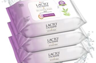 Lacto Calamine Oil Control Face Wipes 30N each- Pack of 3 | Makeup Remover Wipes | Wet Tissue for Face With Neem, Aloe Vera & Niacinamide | Wet Wipes for Women & Men | Pararben & Alcohol Free