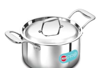 Hawkins 3 Litre Pro TriPly Stainless Steel Milk Pan with Stainless Steel Lid, Milk Pot, Sauce Pan, Silver (PSMP30S)