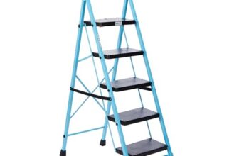 Amazon Basics – Foldable Step Ladder with Tool Tray, Safety-Clutch Lock, Ribbed Steps, Anti-Skid Rubber Shoes, 5 Steps (Iron Ladder, Black & Blue)