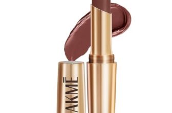 LAKMÉ Powerplay Priming Matte Lipstick, Smooth Matte Finish, Lightweight Lipstick, Smudgeproof, Lasts 16hrs, Hydrates Lips, Brown Walnut, 3.6g