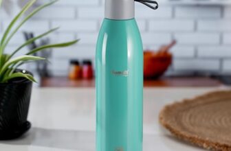 Sumeet Dew 24 Hrs Hot & Cold ISI Certified Stainless Steel Leak Proof Water Bottle for Office/School/College/Gym/Picnic/Home/Trekking -750ml, Pack of 1, Green