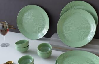 The Earth Store Spiral Green Set of 12 Piece Ceramic Dinner Set, 6 Full Dinner Plates, 6 Vegetable Bowls | Microwave & Dishwasher Safe | Ceramic Plate | Katori