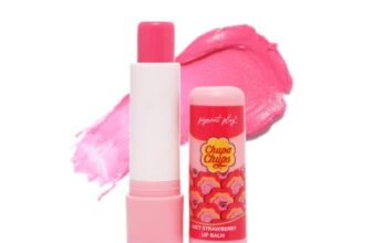 Pigment Play Lip Balm, Chupa Chups SPF-30 Natural looking high shine tint, non-greasy feeling, 4gm (Juicy Strawberry)