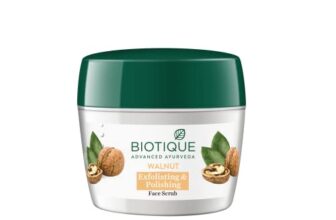 Biotique Walnut Exfoliating & Polishing Face Scrub, 175g