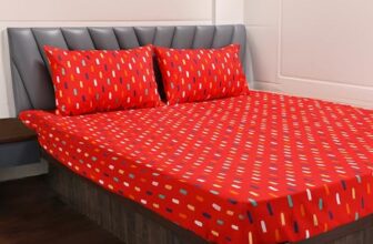 ZINNIA Super Soft Microfibre Printed bedsheet with 2 Pillow Cover – Double 229 x 254 CM (Stroke Red)