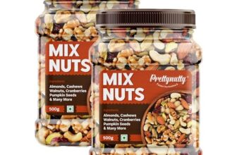 PrettyNutty Healthy Nutmix 1kg, Dried Almonds, Black Raisins, Cashewnuts, Cranberries, Green Raisins, Walnut Kernels & Many More. Pack of 2 (500g Each Jar)