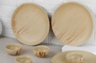 The Earth Store Ivory Italian Ceramic Dinner Set 8 Pieces Serving for 4, Microwave & Dishwasher Safe Plates & Bowls Bone-Ash Free Crockery Set for Dining and Gifting