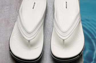 action Men COOL-1002 Trendy Comfortable Lightweight Breathable Casual Slip-On Flip Flops(White , 6)