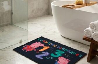 Athom Living Peppa Pig Counting Dinosaurs Kids Bathmat – Premium Multicolor Nylon Mat with Anti-Skid Latex Backing, Durable, Washable & Soft for Kids Room, 37 x 57 cm, Pack of 1