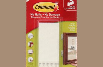 Command 3M Large Picture Hanging Strips, Holds upto 7.2kg, Self Adhesive, 4 Pairs Hook 1(Pack of 1)