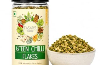Rasatva Green Chilli Flakes | 30g | Hot & Spicy Pizza Pasta Seasoning | 100% Natural Dry Green Chilli Flakes | No Additives, Preservatives & Colours | Seasoning for Pizza, Pasta, Garlic Bread, Snacks