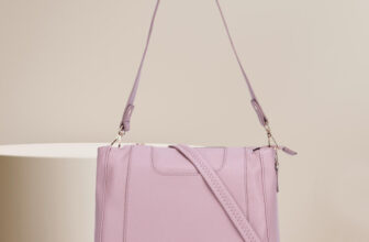 Caprese Women Pink Messenger Bag